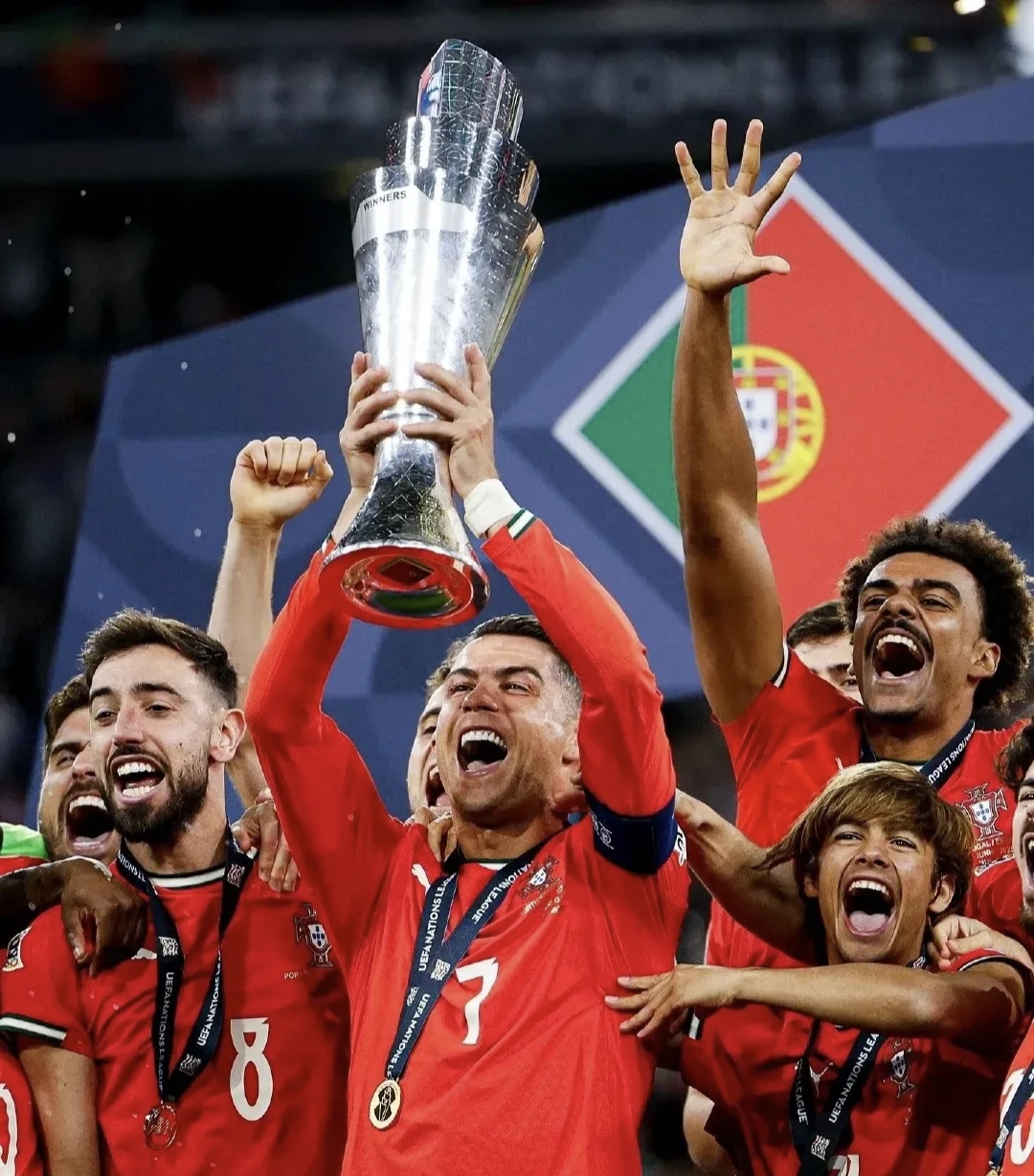 爱游戏下载-中国完胜葡萄牙，梅西爆发神勇