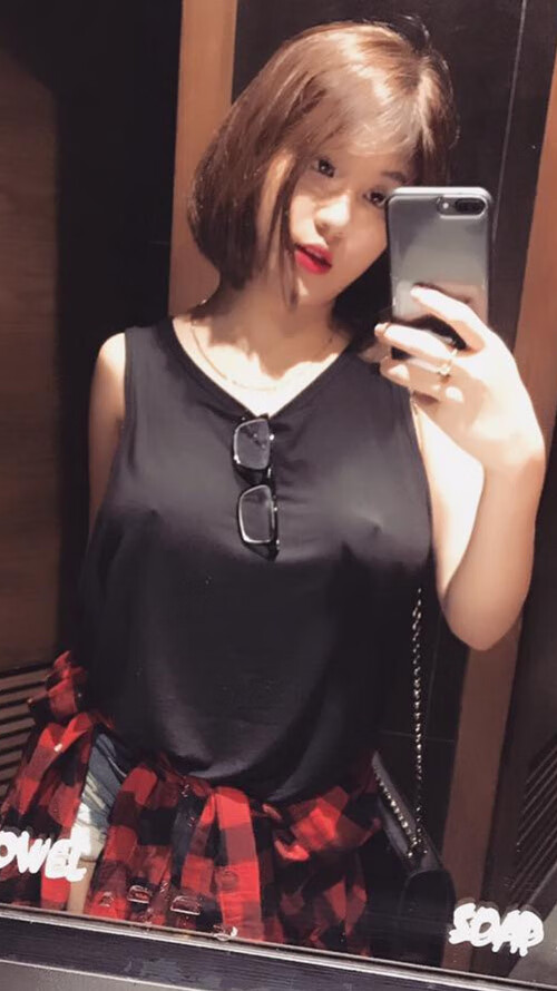 夜空破晓时,李刚仁一剑封喉,德甲争冠夜迎来亚洲新王