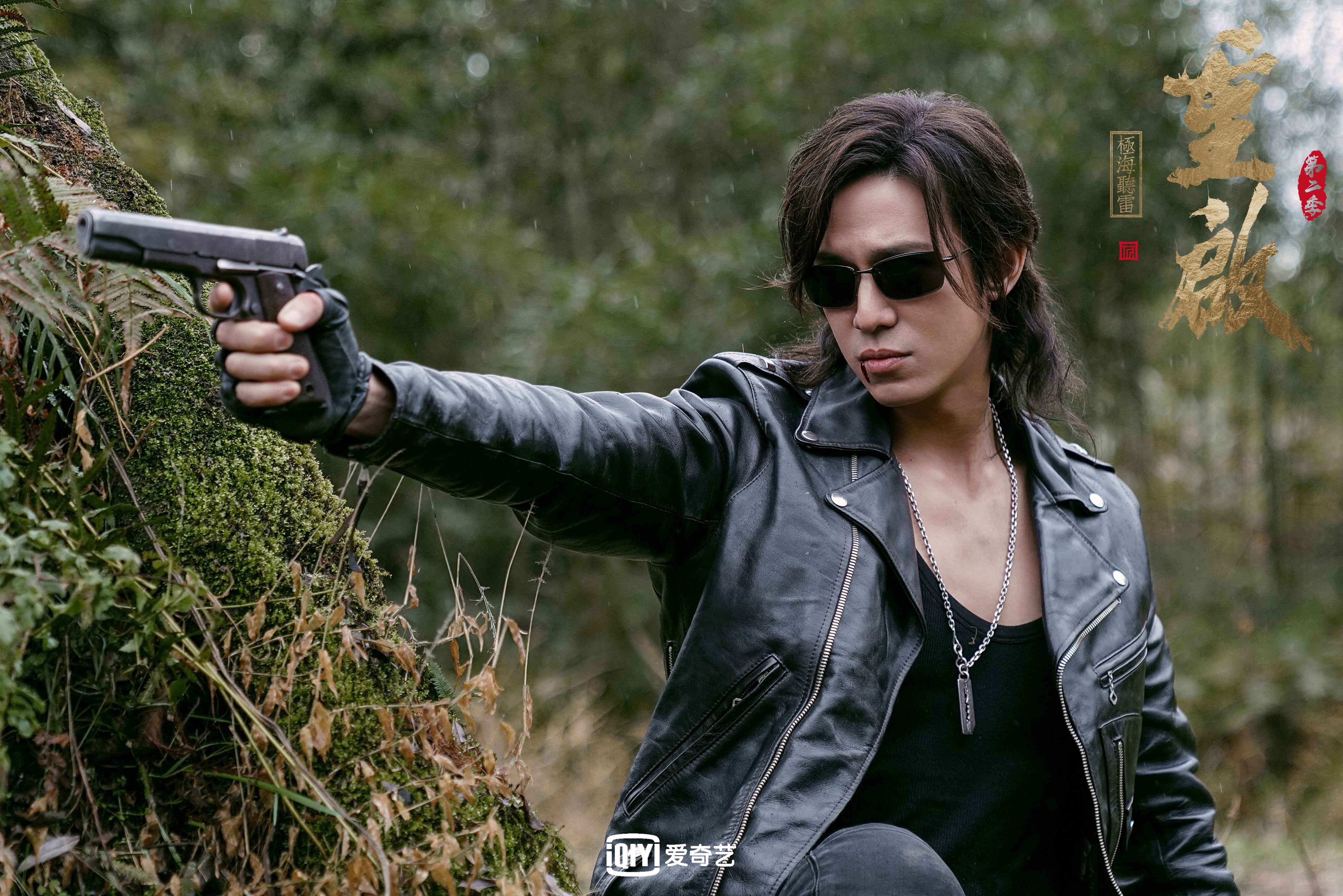 爱游戏体育-错位时空的绿茵舞者，当枪手马丁内利统治了曼联vs莱比锡之夜