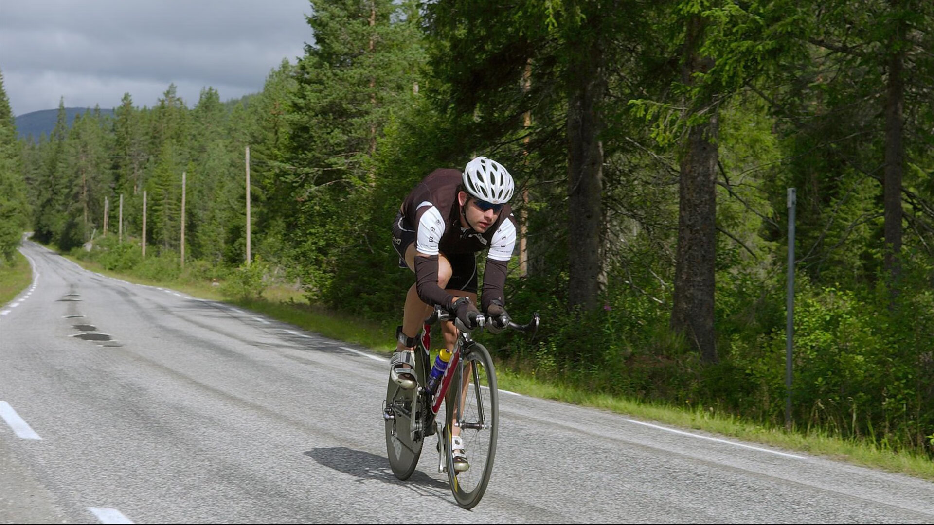 王朝的拼图,当牙买加不再只靠闪电,阿尔瓦雷斯如何成为不可替代的崛起密码